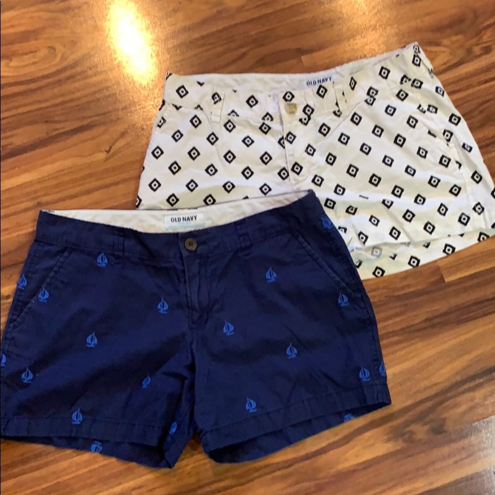 2 pairs of Old Navy shorts